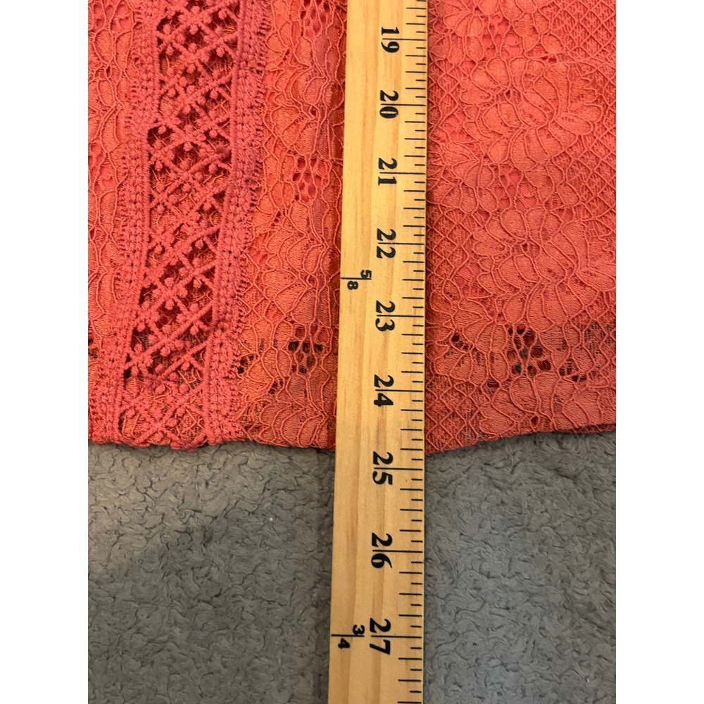 Cable & Gauge Coral Pink Floral Lace Halter Top Crochet Trim Keyhole Back Large - Picture 4 of 7